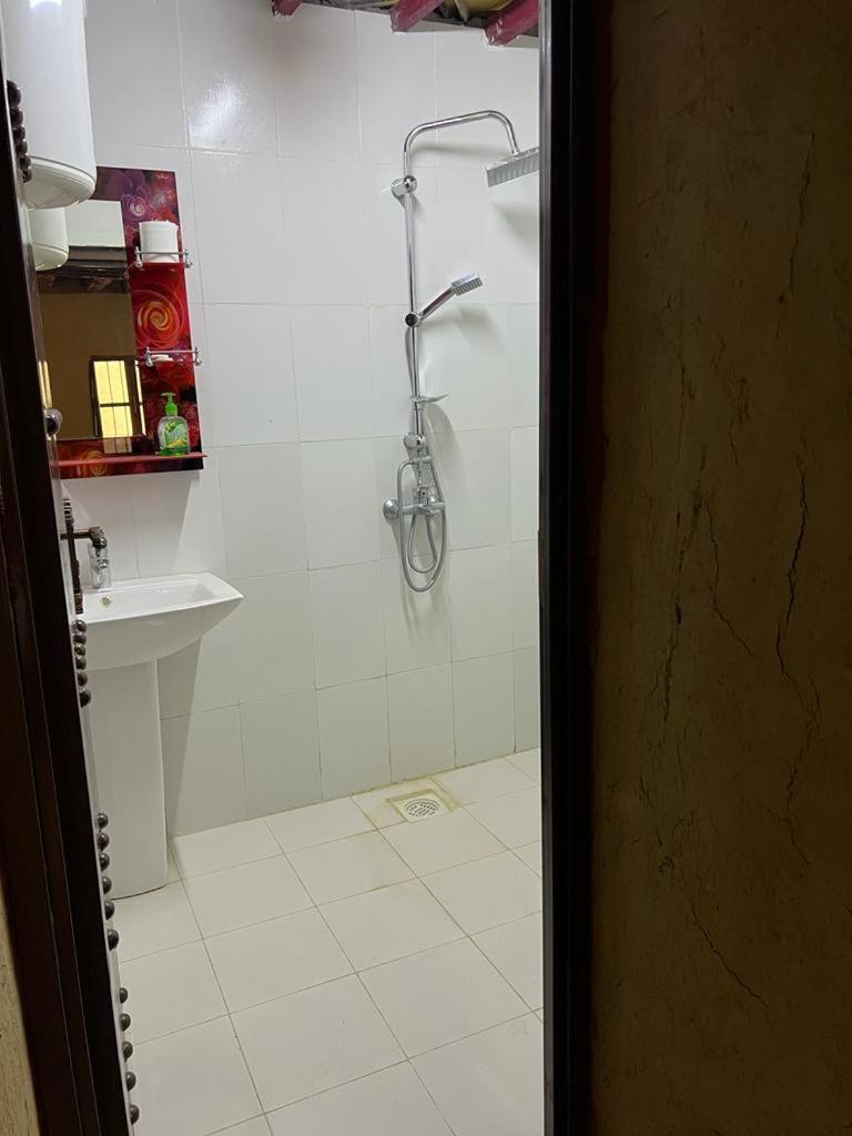 Mall Aldakhil House Al Ḩamrāʼ Zewnętrze zdjęcie
