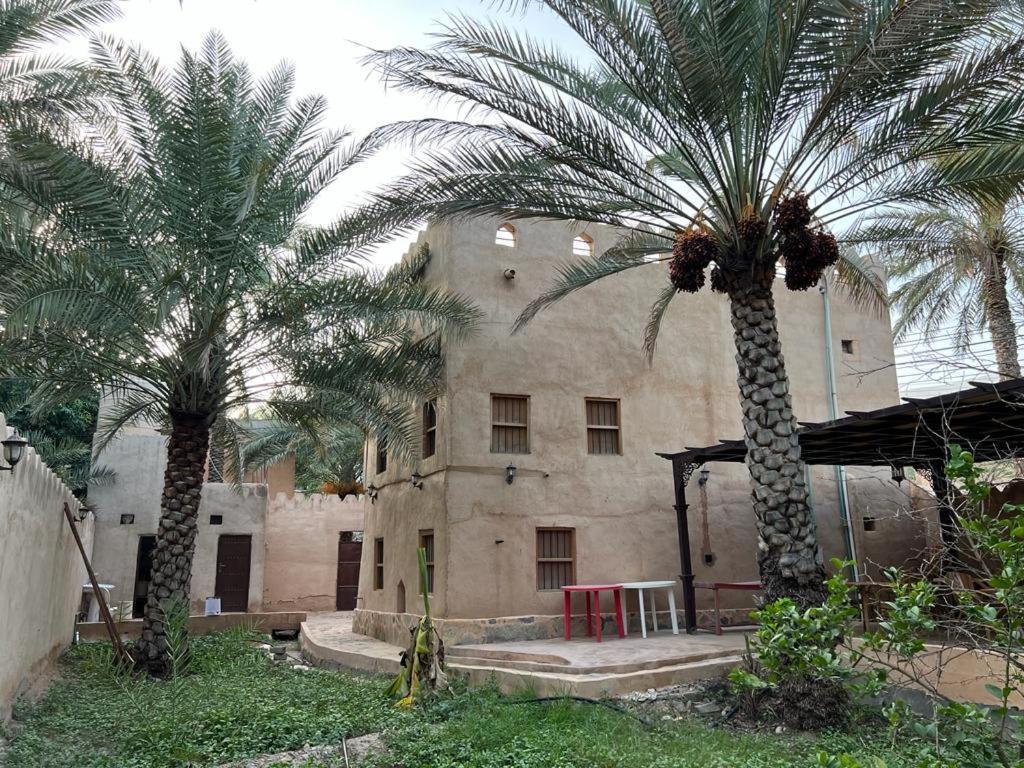 Mall Aldakhil House Al Ḩamrāʼ Zewnętrze zdjęcie