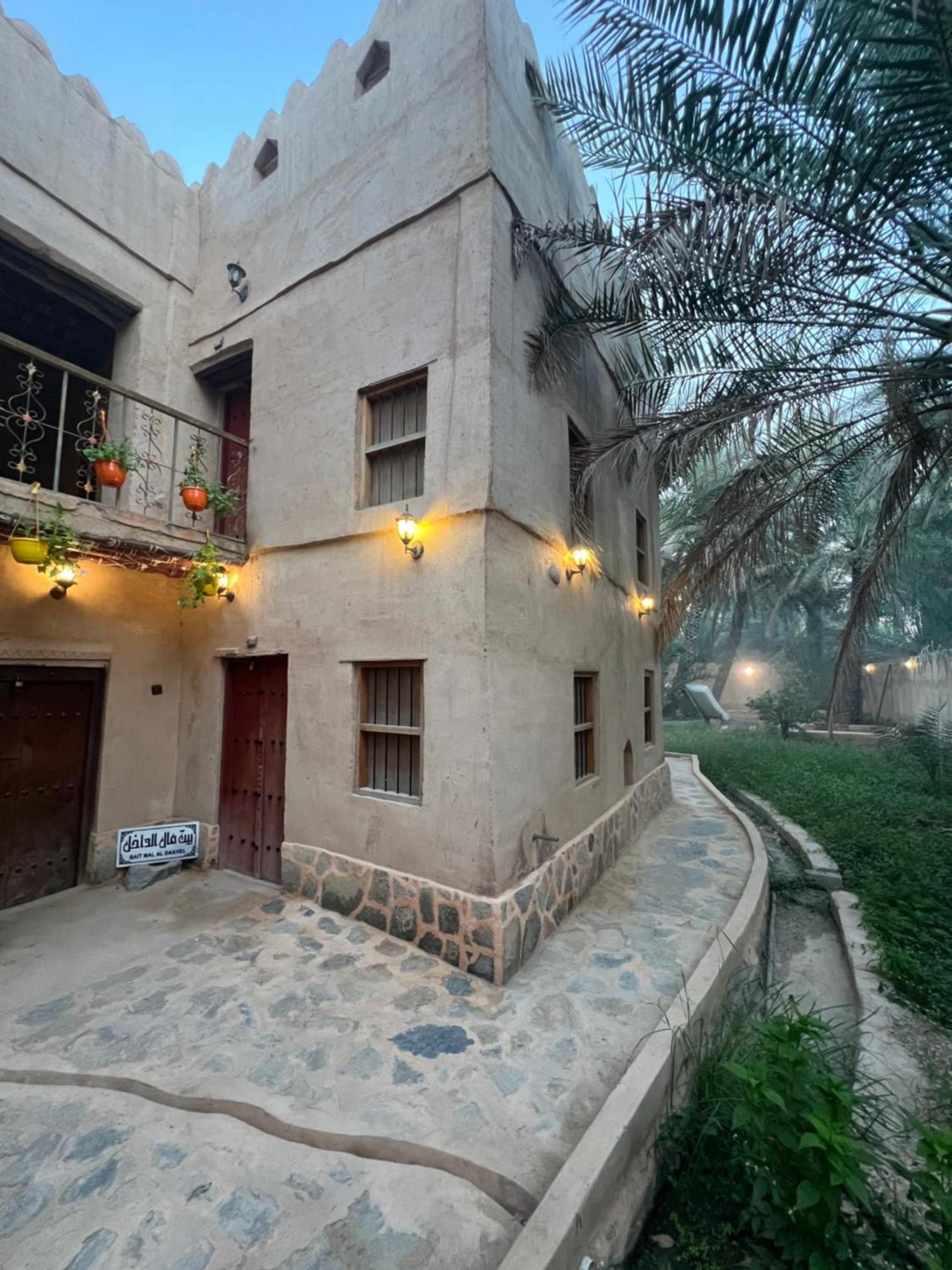 Mall Aldakhil House Al Ḩamrāʼ Zewnętrze zdjęcie